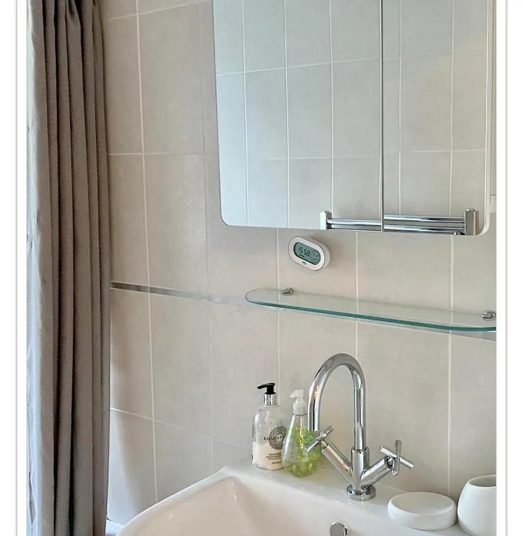 Apartment Beautifully Decorated 2Bed Apt- Gem In City Center Edinburgh