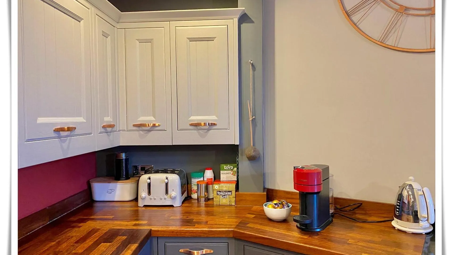 Beautifully Decorated 2Bed Apt- Gem In City Center Edinburgh 0*,  United Kingdom